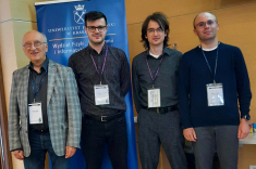 Od lewej: prof. Janusz Hołyst, dr hab. inż. Krzysztof Fornalski, mgr inż. Jan Ostrowski dr inż. Mateusz Ozimek Od lewej: prof. Janusz Hołyst, dr hab. inż. Krzysztof Fornalski, mgr inż. Jan Ostrowski dr inż. Mateusz Ozimek