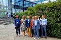Zespół dr hab. inż. Tomasza Pietrzaka, prof. PW,  przed budynkiem Instytutu Chemii Makromolekularnej w Pradze. Od lewej: Adam, Martyna, Tomasz, Krzysztof, prof. Jerzy Garbarczyk, Aleksander, Maciek Zespół dr hab. inż. Tomasza Pietrzaka, prof. PW,  przed budynkiem Instytutu Chemii Makromolekularnej w Pradze. Od lewej: Adam, Martyna, Tomasz, Krzysztof, prof. Jerzy Garbarczyk, Aleksander, Maciek